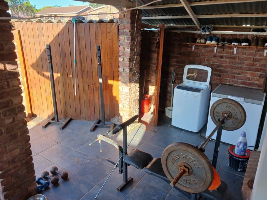 3 Bedroom Property for Sale in Strelitzia Park Eastern Cape